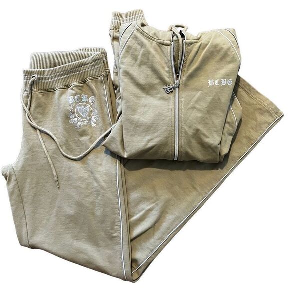 Y2K BCBGMaxazria Tan Tracksuit in Old English Lettering Set Size M - Picture 1 of 10